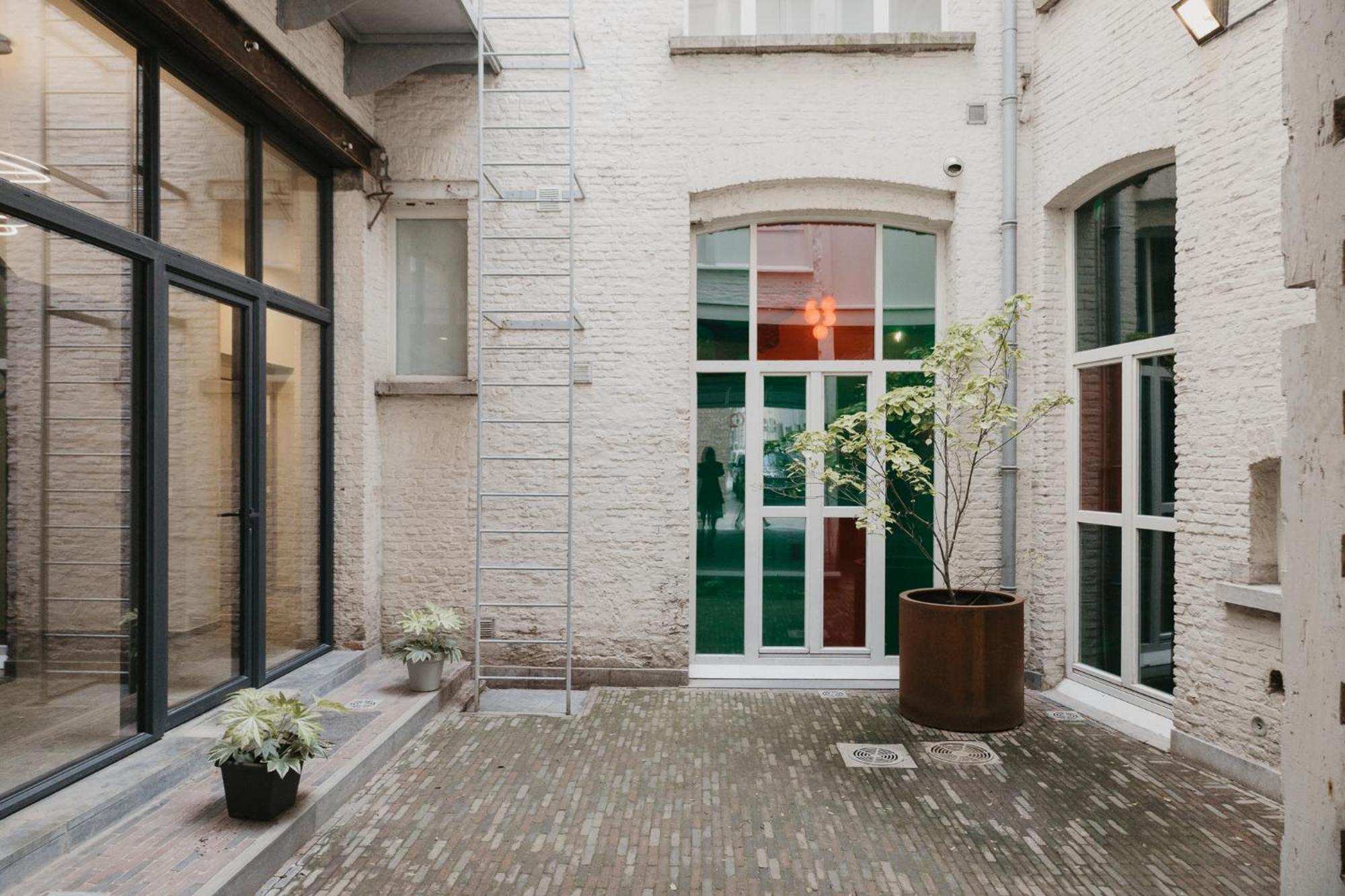 Blue Bird Residence Antwerpen Exterior foto